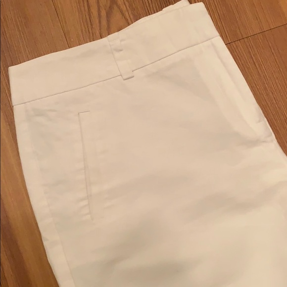 Loft Linen Blend Shorts - Picture 2 of 8